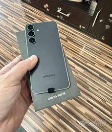 Samsung s25FE nero da 256gb da attivare