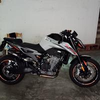 Ktm 790 DUKE - The scalpel