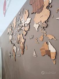 Mappamondo in legno 