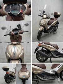 Beverly 300 ie