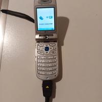 Telefono cellulare a conchiglia LG Dumb phone 