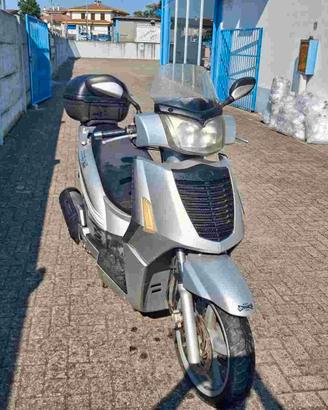 Kymco People S 250