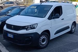 FURGONE PEUGEOT PARTNER PROVINCIA DI TORINO