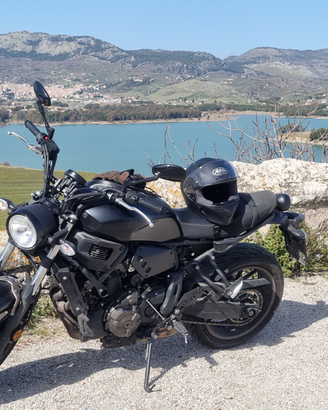 Yamaha XSR 700 - 2021 imm. 2022 - 5.600 km - 35 kW