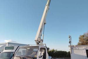 ALTEZZA 20MT.SU NISSAN CAB-STAR PATENTA B A 19900E