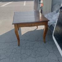Tavolo in legno 