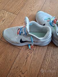 Scarpa Nike n.35.5