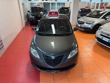 Lancia Ypsilon 1.2 69 CV 5 porte Gold
