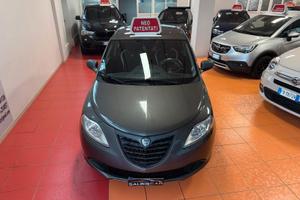 Lancia Ypsilon 1.2 69 CV 5 porte Gold