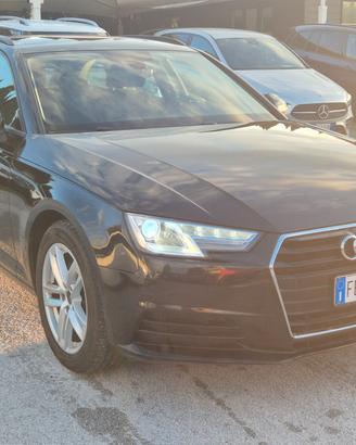 Audi A4 Avant 2.0 TDI 150 CV ultra S tronic Sport