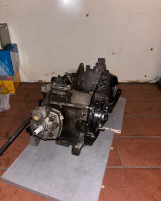 Vari pezzi aprilia sr factory.