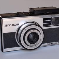 Macchina fotografica Zeiss Ikon Ikomatic F vintage