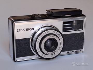 Macchina fotografica Zeiss Ikon Ikomatic F vintage
