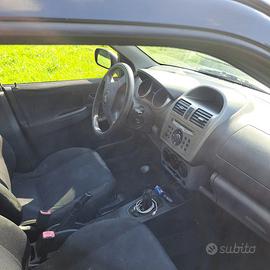 Suzuki ignis 4x4 benzina