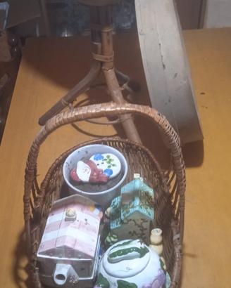 setaccio e portafiori  oggetti in ceramica 