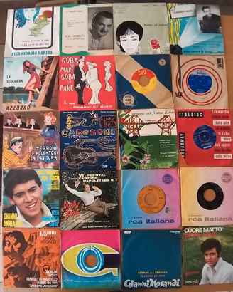 Collezione dischi 45 giri degli anni '50/'60