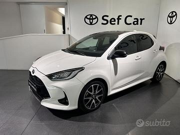 Toyota Yaris 1.5 Hybrid Lounge AREA C FREE
