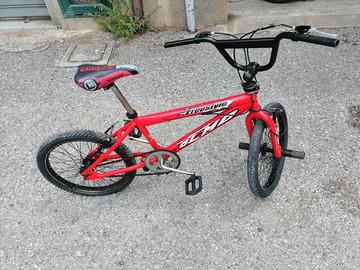 bicicletta MBM  BMX  "freestyle" per ragazze/i