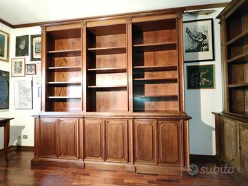 2 LIBRERIE 2 MOBILI BASSI  LEGNO MASSELLO ANNI 70