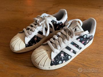 2 paia sneakers Adidas donna tg. 39 – buone condiz