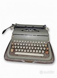 Everest K2, macchina da scrivere