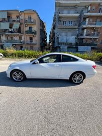 Mercedes-Benz C220 CDI Coupé BlueEFFICIENCY