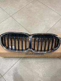 Mascherina bmw 116d