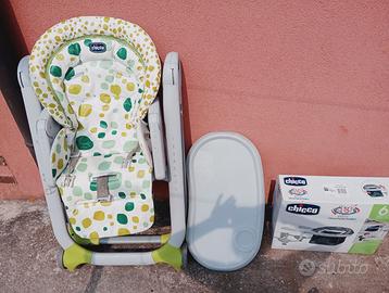 Seggiolone Chicco + seggiolino da tavolo nuovo