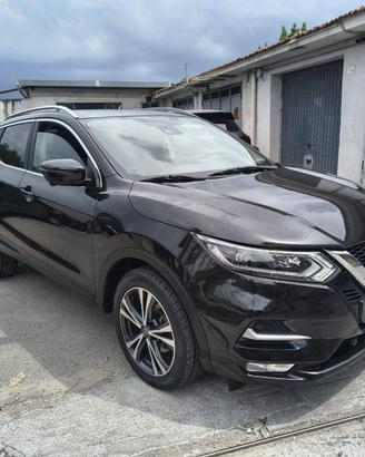 NISSAN Qashqai 1.6 dCi 2WD N-Connecta