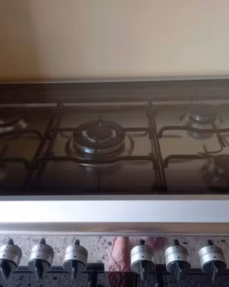 Cucina a gas con forno