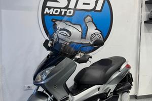 Yamaha X-Max 250