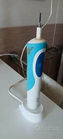 Oral B spazzolino elettrico