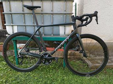 Giant TCR advanced 1 KOM con cerchi SLR 1