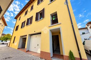 3 LOCALI A QUARRATA