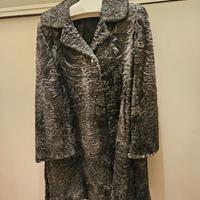 Pelliccia Asrakan grigia