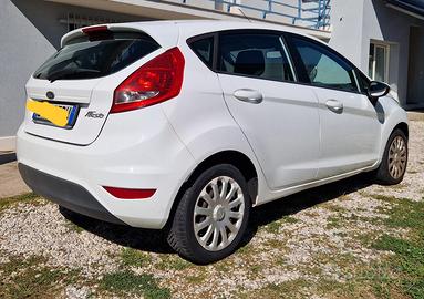 Ford Fiesta 1.2 benzina 82 CV 2010