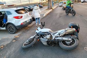 moto BMW f650 Funduro 97, sia intera che a pezzi.