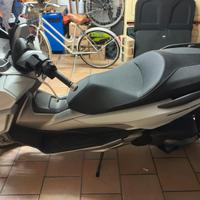 Honda Forza 300