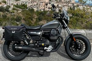 Moto Guzzi V9 bobber