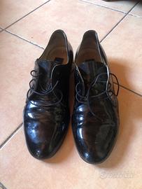Scarpe uomo i vernice nera