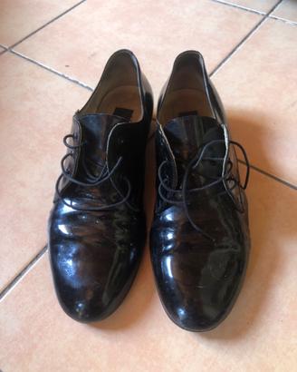 Scarpe uomo i vernice nera