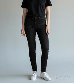 jeans originali Burberry Brit 