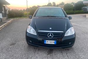 MERCEDES A 160 DAVVERO MOLTO BELLA GUARDA