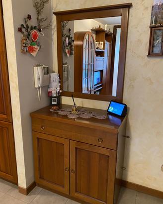 Mobile ingresso in legno con specchio