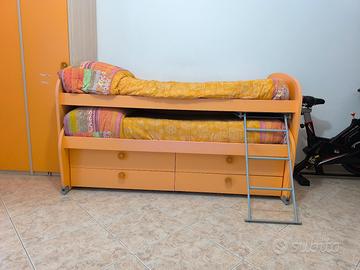 letto a castello  completo di cassettiere