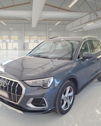 AUDI Q3 35 TDI S TRONIC BUSINESS ADVANCED SUV