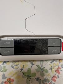 Bilancia neonato e aspiratore nasale