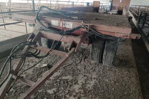 carrello tre assi trasporto mietitrebbie o carri b