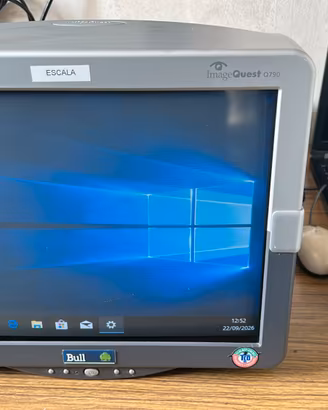 Monitor CRT17'' Hyundai Q790, 0,25mm, 1600x1200