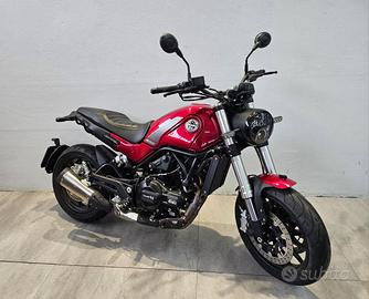 BENELLI Leoncino 500 .